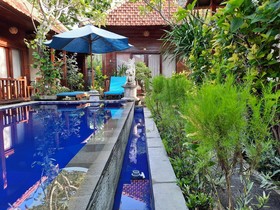 Wait Garden Cottage
