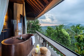 Buahan, A Banyan Tree Escape