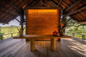Buahan, A Banyan Tree Escape