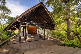 Buahan, A Banyan Tree Escape