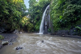 Buahan, A Banyan Tree Escape