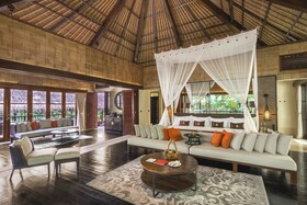 The Hidden Palace By Hanging Gardens
