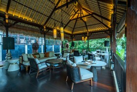 The Hidden Palace By Hanging Gardens