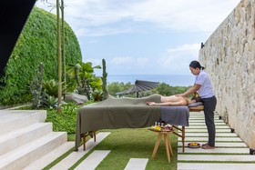 Airship Bali