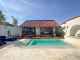Moana Villa & Suites Bingin