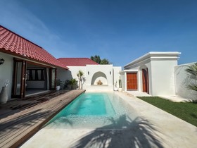 Moana Villa & Suites Bingin