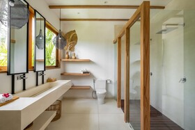 Mr. & Mrs. W Bingin By Alfred In Bali