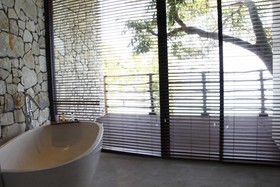 Nomina Villas