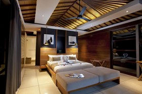 Nomina Villas