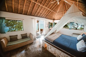 Rock 'n Reef Hotel