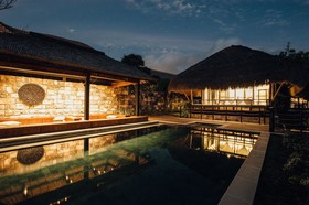 Suarga Padang Padang