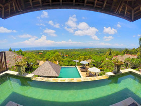 The Eyes Bali