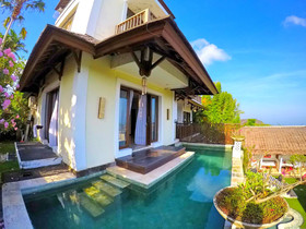 The Eyes Bali