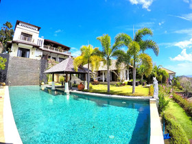 The Eyes Bali
