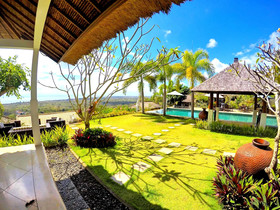 The Eyes Bali