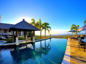 The Eyes Bali