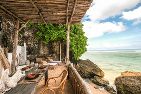 Uluwatu Surf Shack