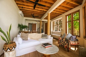 Uluwatu Surf Shack