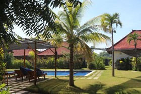 Batu Ampar Bungalows