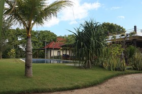 Batu Ampar Bungalows
