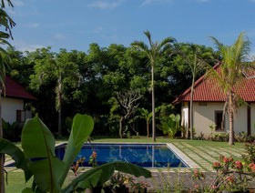 Batu Ampar Bungalows