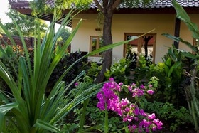 Batu Ampar Bungalows