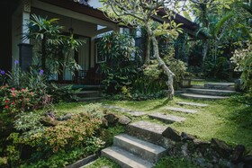 Desak Putu Putra Hidden Homestay