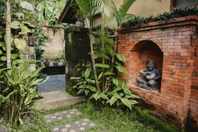 Desak Putu Putra Hidden Homestay