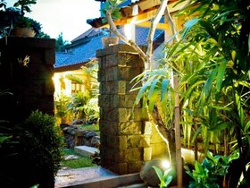 Desak Putu Putra Hidden Homestay