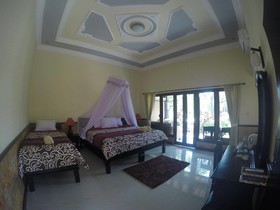 Man's Cottages & Spa