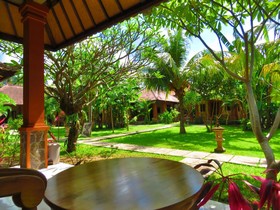 Suka Sari Cottages