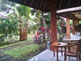 Suka Sari Cottages