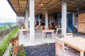 Gunza Bed and Breakfast