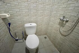 Mongan Homestay Beside The Belulang Hot Spring