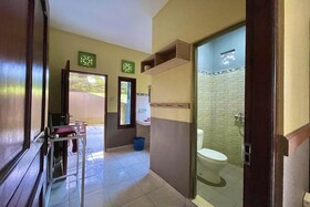 Mongan Homestay Beside The Belulang Hot Spring