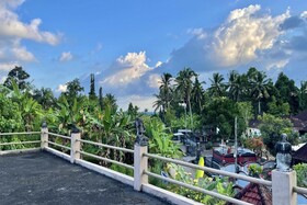 Mongan Homestay Beside The Belulang Hot Spring