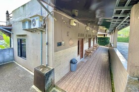 Mongan Homestay Beside The Belulang Hot Spring