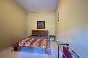 Mongan Homestay Beside The Belulang Hot Spring