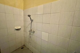 Mongan Homestay Beside The Belulang Hot Spring