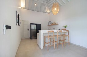 Echo Beach Villa & Apartment