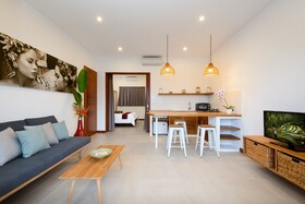 Echo Beach Villa & Apartment