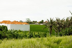 Five Stories Villa by Suom