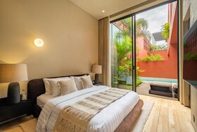 Five Stories Villa by Suom