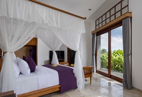 Swan Paradise a Pramana Experience