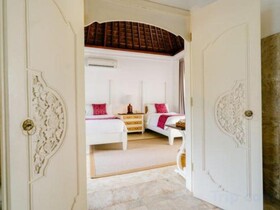 Avillion Villa Cinta