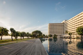 Bali Beach Hotel