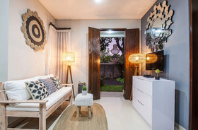 Cecilya House Balian