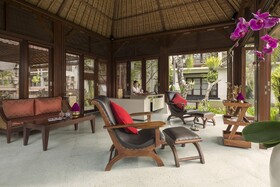 Griya Santrian Resort