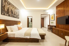 Griya Shanti Suites