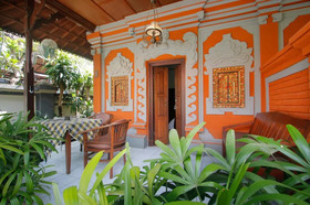 Hotel Jati and Home Stay